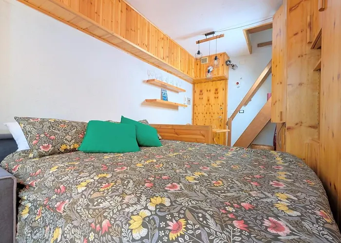 In The Woods Apartment *